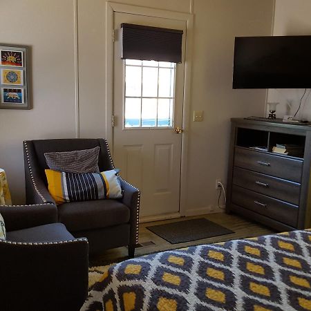 הוט ספרינגס River Falls Lodging -Black Hills, South Dakota מראה חיצוני תמונה