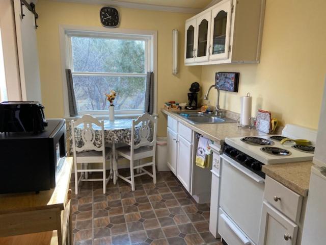 הוט ספרינגס River Falls Lodging -Black Hills, South Dakota מראה חיצוני תמונה