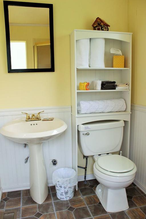 הוט ספרינגס River Falls Lodging -Black Hills, South Dakota מראה חיצוני תמונה