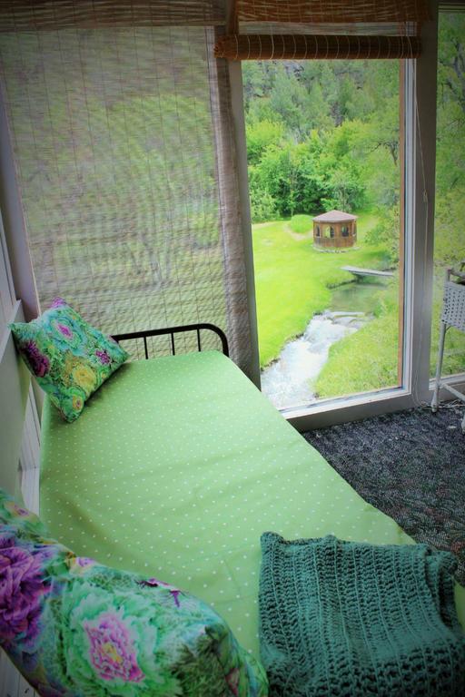 הוט ספרינגס River Falls Lodging -Black Hills, South Dakota מראה חיצוני תמונה